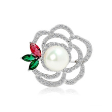 Elegant Flower-Shaped Wedding CZ Pearl Brass Brooch